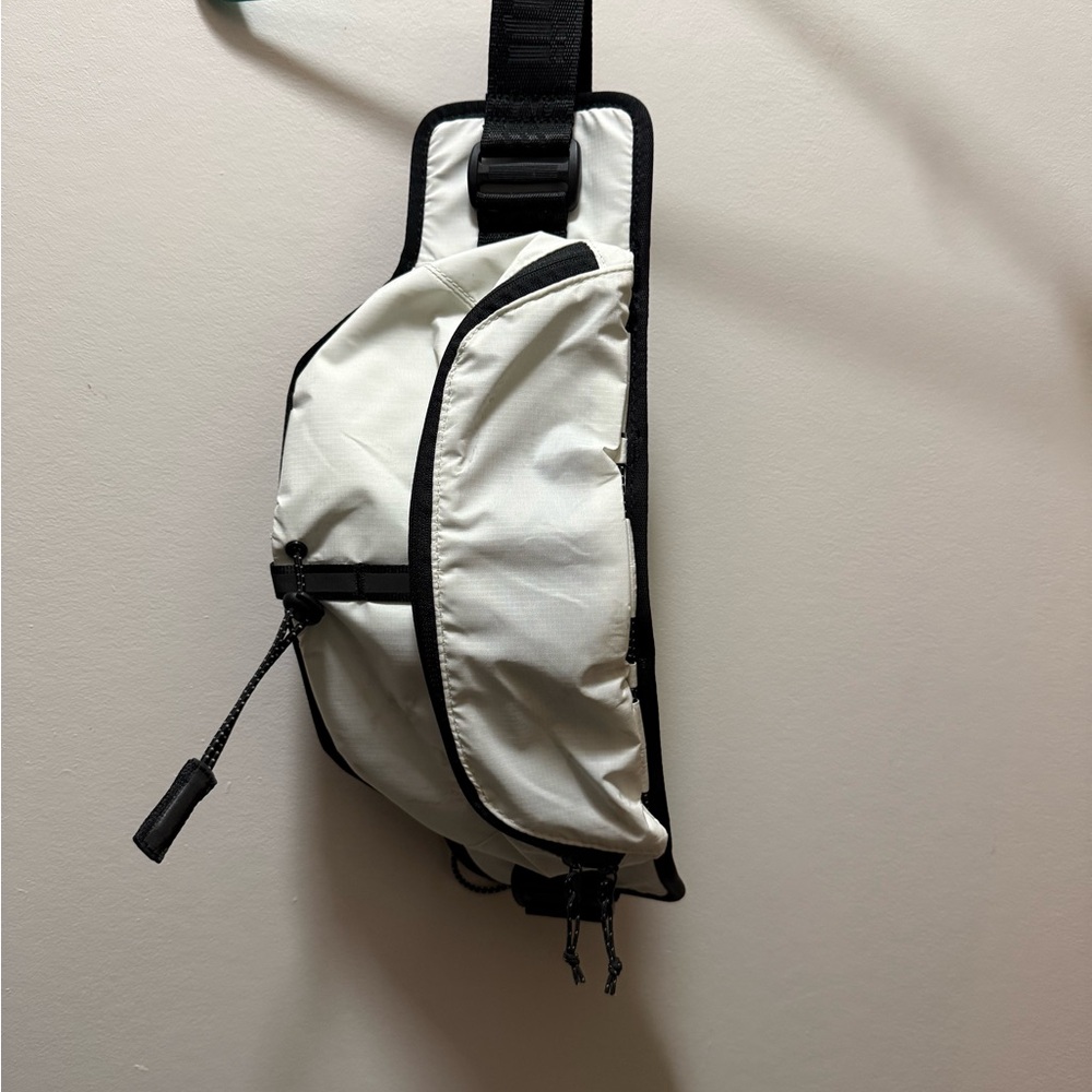 Janji Black and White Men's Belt Bag